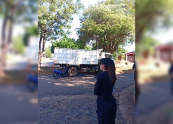 Motociclista de 21 años chocó contra un camión estacionado en Posadas