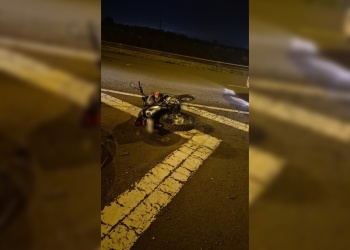 Una motociclista de 30 años resultó herida tras ser embestida por una camioneta en Posadas