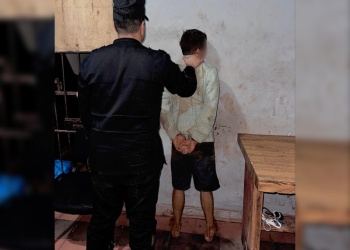 Violó una prohibición de acercamiento, dañó una ventana e intentó ingresar a la casa de su expareja