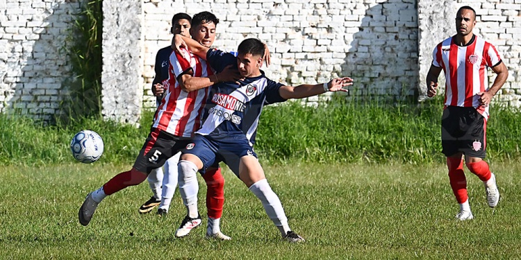 OBJETIVO. Guaraní y Candelaria, dos que buscan seguir con chances.