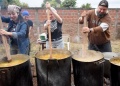 Nadie pudo resistirse  al locro del 25 de Mayo