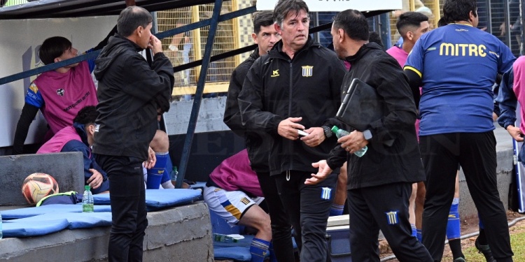 EN ALZA. El equipo dirigido por “Pico” Salinas suma tres victorias seguidas.