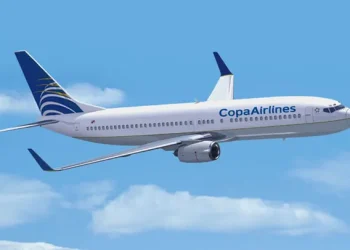 Rosario: intentaron tener sexo en un avión y terminaron detenidos por exhibicionismo