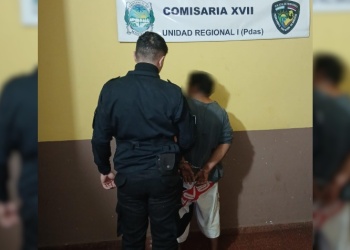 Posadas: quiso atacar a su pareja con un martillo y mordió a una sargento
