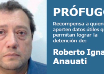 Ofrecen recompensa de $5.000.000 para capturar a un excomisario prófugo