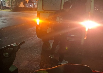 Una adolescente resultó herida tras el despiste de una moto en la Costanera de Posadas