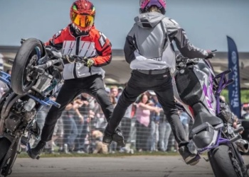 Stunt: de las calles de Posadas al  autódromo en busca de su espacio