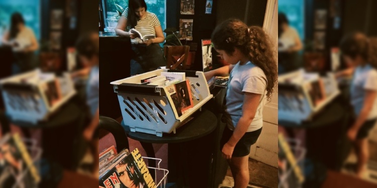 SONIDO CLÁSICO PARA LAS NUEVAS GENERACIONES. La Escuela de Rock invita a una nueva edición del ciclo Vinilo Abierto, con entrada libre y gratuita.