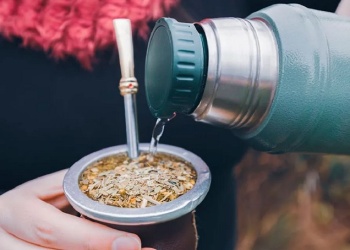La Universidad Dachary y la Academia de la Yerba Mate lanzan nuevas microcredenciales a distancia