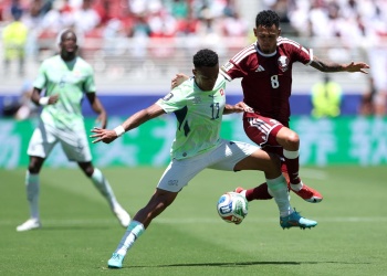 Qatar rescató un empate ante Suiza y sumó el primer punto mundialista de su historia