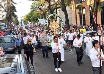 Posadas festejó a pleno el Corpus Christi