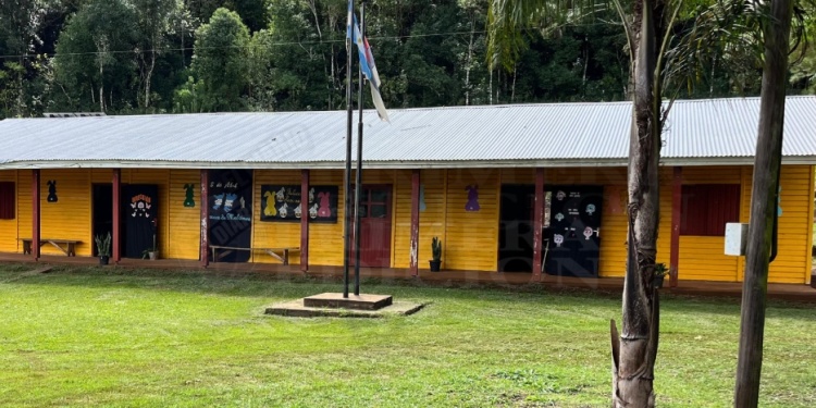 VIDA INSTITUCIONAL. La 958 pasó a ser escuela en 2019 y, pocos meses después, su director pidió licencia por motivos de salud.