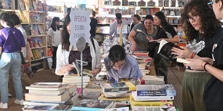 RÍO DE HISTORIAS. El cuarto tramo de la costanera será el epicentro de una nueva edición de la Feria del Libro de Posadas.