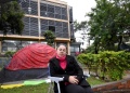 El CGE restituyó la estabilidad docente de Valeria Paraná, pero sigue abierta la disputa por la dirección de la Escuela 958
