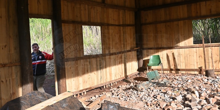 EN OBRA. En esta vivienda en construcción se dará albergue a entre 20 y 25 jóvenes, contó el padre Pesce.