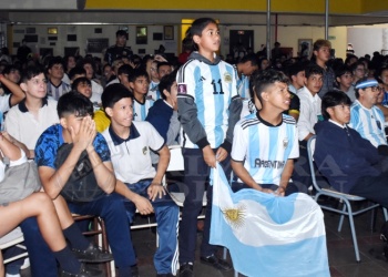 “Los chicos faltan si no vemos cuando juega la Selección en las escuelas”