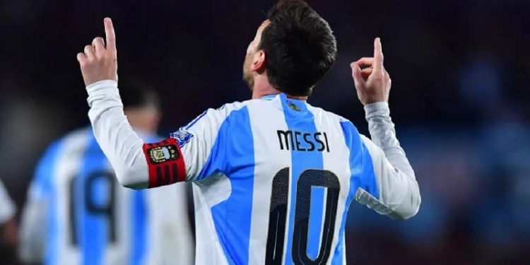 EL NUMERO UNO LLEVARÁ LA "10". Lionel Messi lucirá en la espalda la "intocable" 10 en este Mundial.