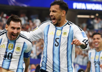 Quiénes son los futbolistas que tienen amarilla y deben cuidarse ante Jordania