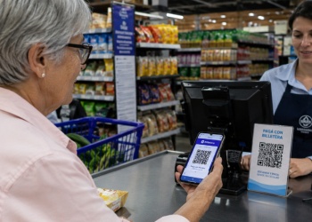 Los jóvenes empujan la revolución digital del dinero en Argentina