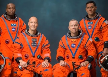 Presentaron a la tripulación de la misión Artemis III que viajará al espacio el año próximo