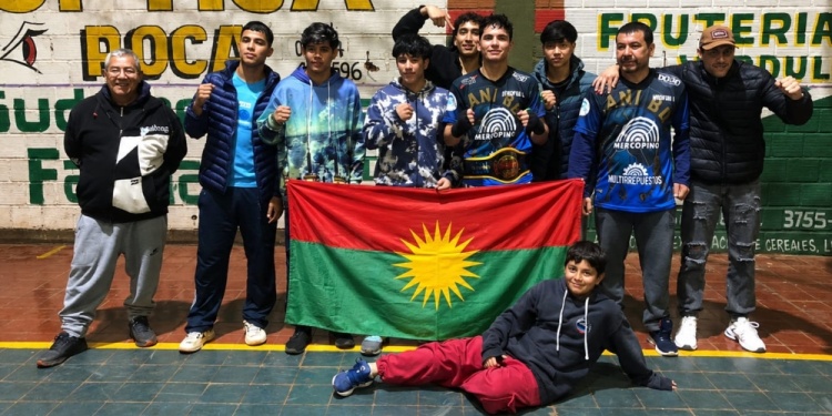 ORGULLO. Los representantes de San Ignacio, presentes en el Poli de Roca.