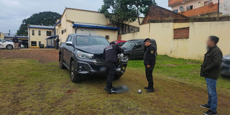 PERICIAS. Agentes de la División Criminalística establecieron que se trató de la camioneta involucrada en el hecho.