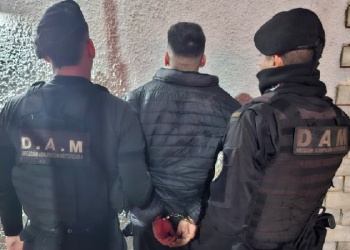 Posadas: llevaba droga para más de 500 dosis en una moto y terminó detenido
