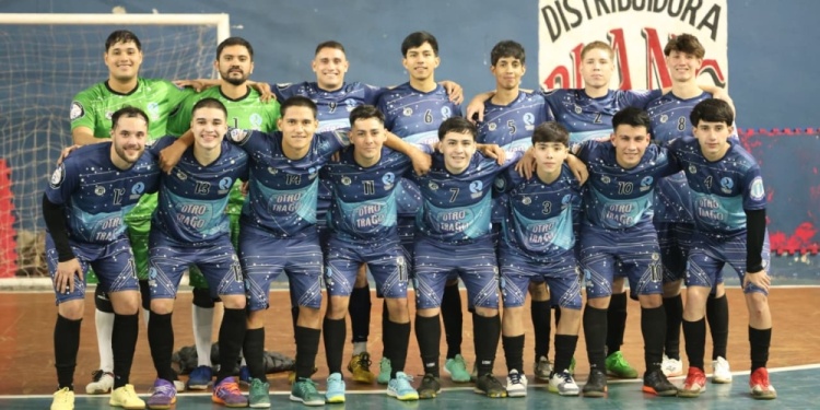 EN LO ALTO. El team montecarlense se coronó y va por la Copa Nacional.