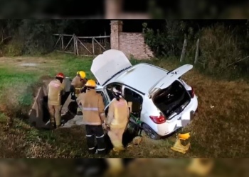 Murió la mujer que sufrió graves quemaduras tras la explosión de un celular mientras viajaba en auto