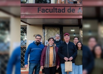 Passalacqua recibió su diploma como consejero directivo de la Facultad de Arte y Diseño de la UNaM