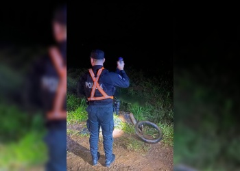 Dos adolescentes murieron en un choque entre una moto y una camioneta en San Vicente