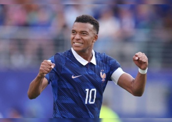 Francia goleó a Suecia con un Mbappé imparable y será el rival de Paraguay en los octavos del Mundial