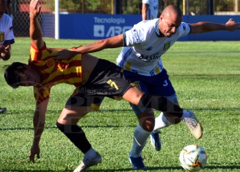 Julio Cáceres y una vuelta cargada de emoción: “Pensé muchas veces que no iba a volver a jugar”