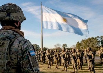 El Gobierno creó por DNU un suplemento por título para militares: pagará hasta 25% extra