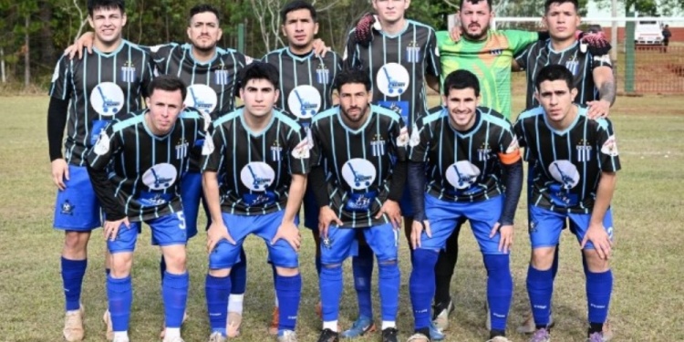 ILUSIÓN. El Albiazul intentará darlo vuelta en Puerto Piray con el apoyo de su gente.