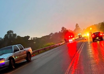 Un hombre de 75 años murió tras ser embestido por una camioneta