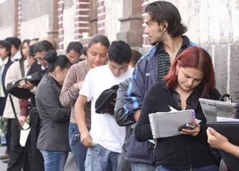 Casi la mitad de los jóvenes argentinos atraviesa situaciones de vulnerabilidad, según un informe de la UBA