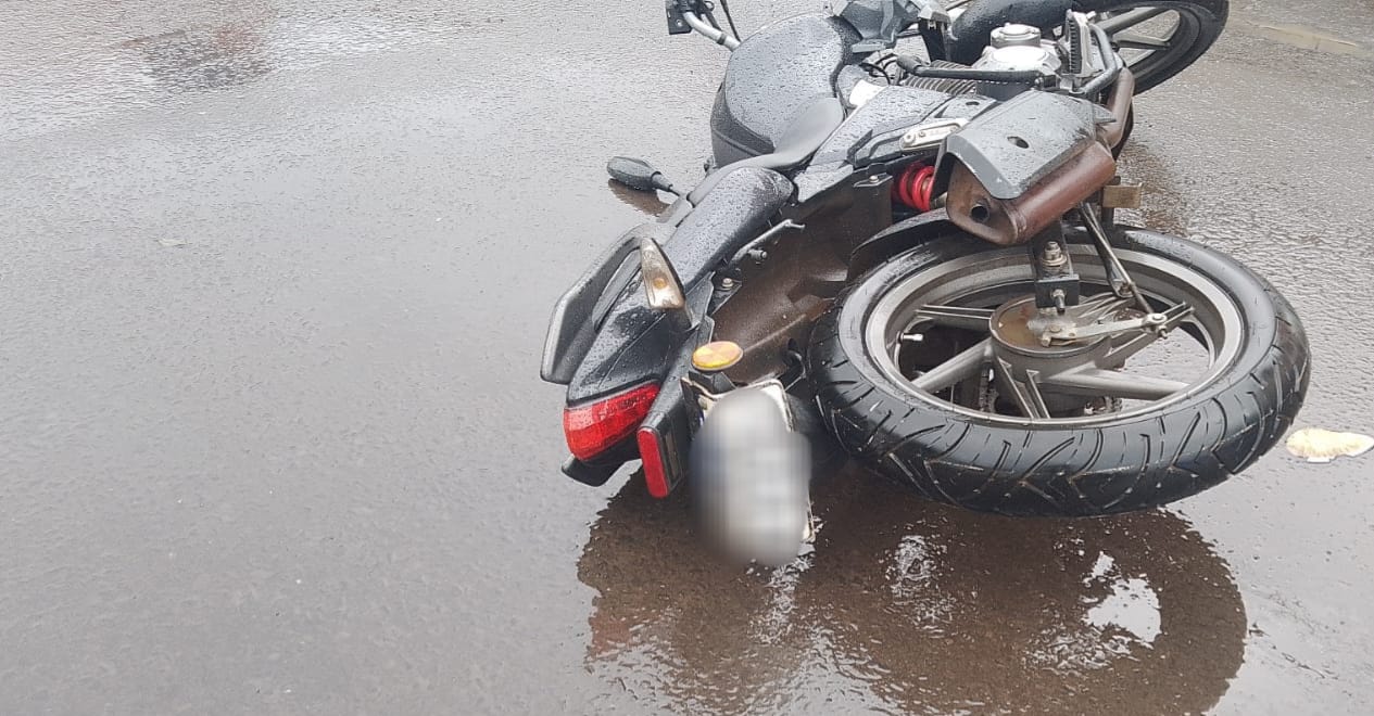 Dos choques con motociclistas dejaron cuatro personas heridas en Posadas