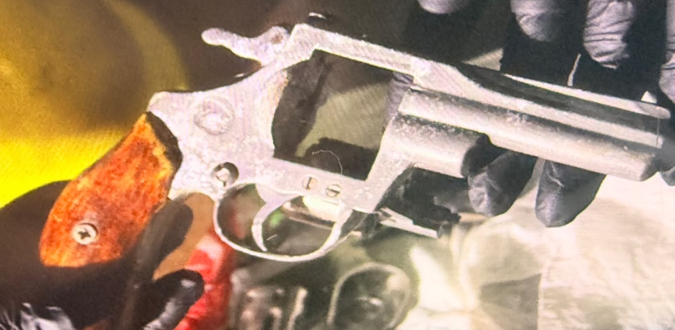 Tras varias denuncias, allanaron una vivienda y secuestraron armas en Posadas