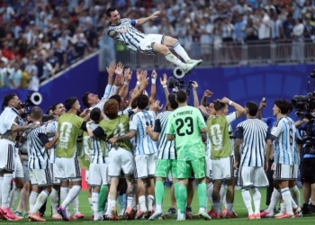 Euf�rica celebraci�n de los jugadores, tras el triunfo ante Egitpo: �Estamos re locos�