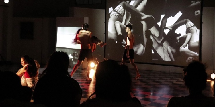 AMALGAMA DE ARTE. El Festival MEF regresa a la Biblioteca Posadas para celebrar una década de experimentación artística.