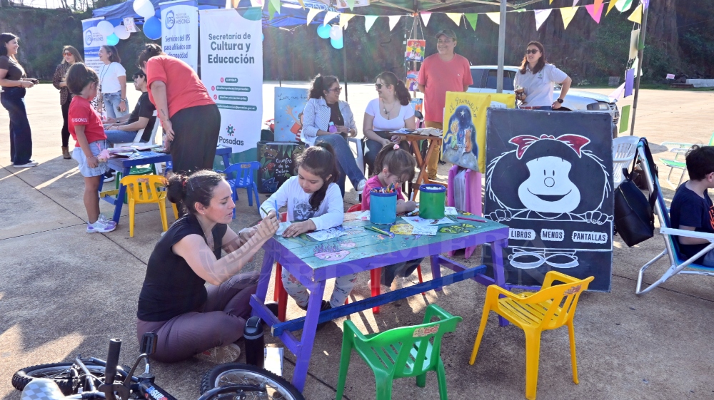 Mateada solidaria en el Parque La Cascada