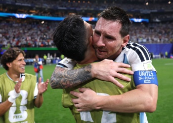 “Este grupo no baja los brazos”: el desahogo de Messi tras una clasificación sufrida