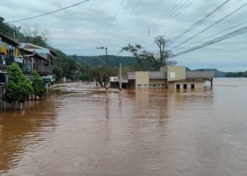 El río Uruguay baja a buen ritmo luego de la pronunciada creciente