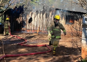 Puerto Iguazú: investigan un incendio que pudo ser provocado por la hija de la dueña de la casa