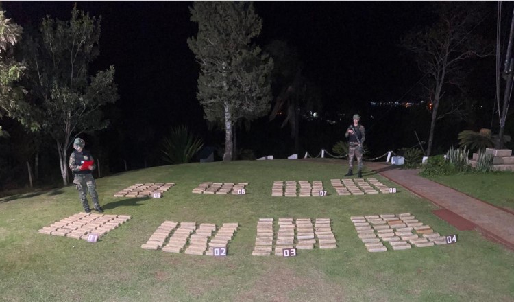 Secuestran más de 223 kilos de marihuana en Puerto Maní - Primera Edición