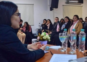 Oberá: Sheila León presentará  “Un diamante sobre el mar”