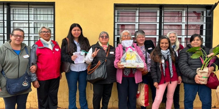 FELICES. Los abuelos de Itaembé Guazú festejaron su semana.