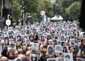 A 32 años del atentado, la AMIA reclamó destrabar el juicio en ausencia y alertó por la Triple Frontera