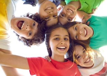 Esas personas que  llenan tu vida de color